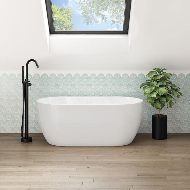 Mari 1500 - Freestanding Acrylic Bath